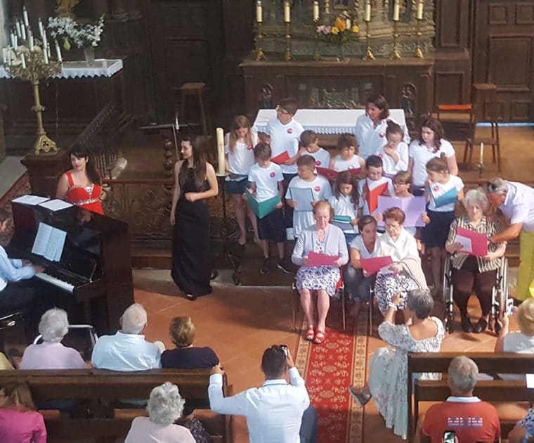 Des malades d’Alzheimer deviennent chanteurs lyriques le temps d'un concert